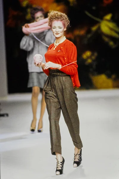 Look 24